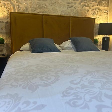 Stone House Chiara Seaview Apartment Funtana Bagian luar foto